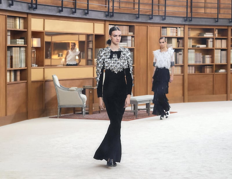 Chanel autumn winter 2019 haute couture collection. 