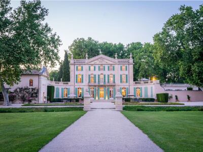 Chateau de Tourreau can accommodate up to 15 guests. Airbnb