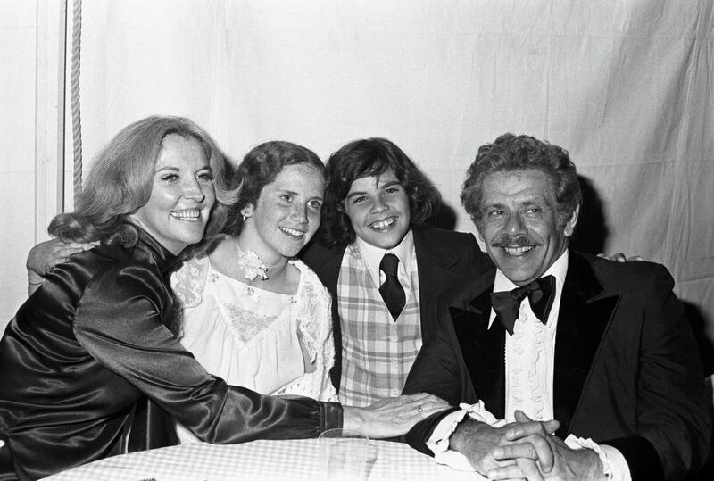 Jerry Stiller and wife Anne Meara with their two children, Amy and Ben circa 1970s © 1978 Gary Lewis