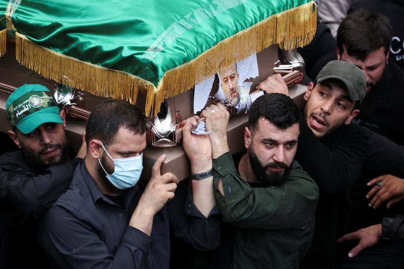 Mourners gather during the funeral of deputy head of Hamas, Saleh al-Arouri, who was killed by what Lebanese and Palestinian security sources say was a drone strike by Israel in Beirut, Lebanon January 4, 2024.  Israel has neither confirmed nor denied that it killed Arouri in the attack.  REUTERS / Mohamed Azakir