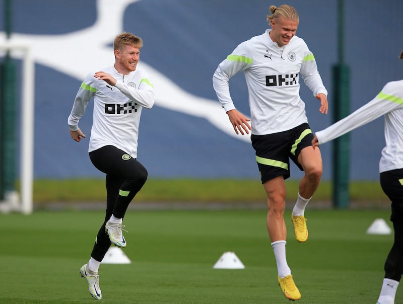 Manchester City's Belgian midfielder Kevin De Bruyne and Norwegian striker Erling Haaland. AFP