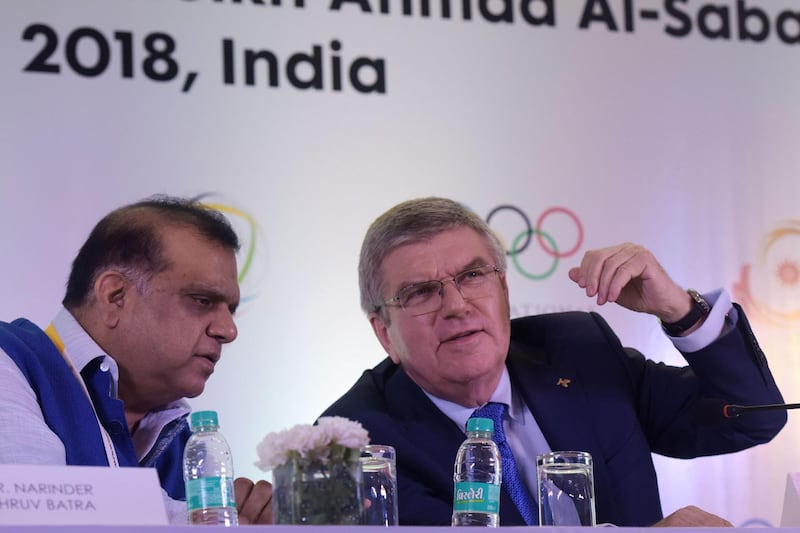 International Olympic Committee president Thomas Bach (R) talks with Narinder Dhruv Batra, president of the Indian Olympic Association, during a press conference in New Delhi on April 19, 2018.
The Olympics ethics watchdog will "monitor" developments, after South Korean media said the Samsung conglomerate carried out illicit lobbying for Pyeongchang to be awarded this year's Winter Games, IOC president Thomas Bach said April 19 in New Delhi.
 / AFP PHOTO / Dominique FAGET
