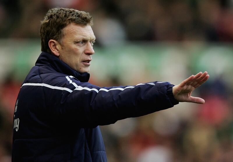 MIDDLESBROUGH, UNITED KINGDOM - DECEMBER 26:  David Moyes, manager of Everton looks on during the Barclays Premier League match between Middlesbrough and Everton at the Riverside Stadium on December 26, 2008 in Middlesbrough, England.  (Photo by Matthew Lewis/Getty Images)