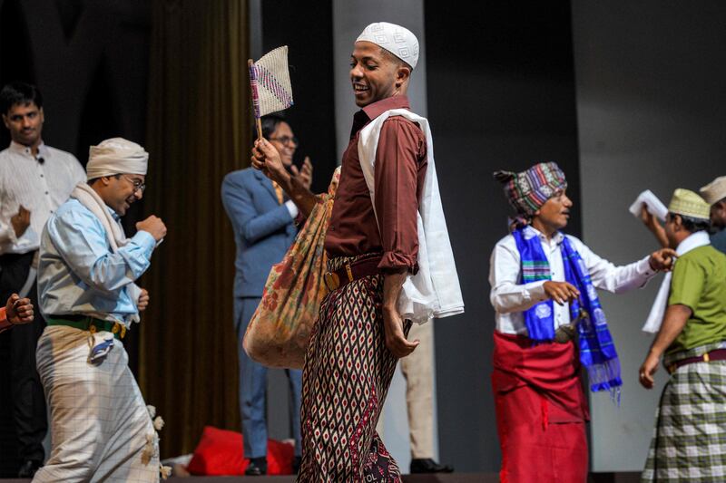 Actors perform in a production of William Shakespeare's Hamlet, in the Yemeni government-controlled southern city of Aden, on January 8, 2023.  - In Aden, battered by the still ongoing conflict, the performance of a Shakespeare play has not been seen for many years, and it has resurrected hopes of a cultural revival.  Yemen, the poorest country on the Arabian peninsula, has been at war since 2014, after Iran-backed Huthi rebels seized the capital Sanaa, prompting a Saudi-led coalition to intervene the following year.  (Photo by Saleh Al-OBEIDI  /  AFP)