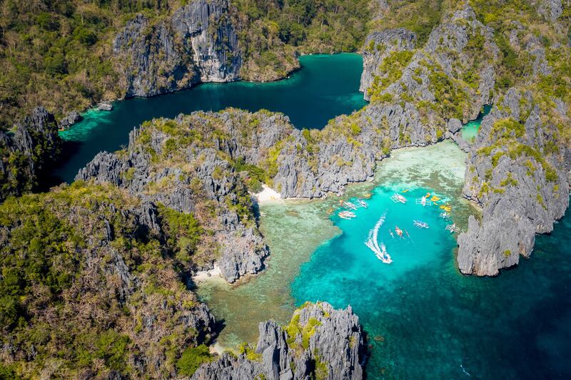El Nido in Palawan is a vibrant base for reef scuba dives and day cruises. Photo: Jules Bss / Unsplash
