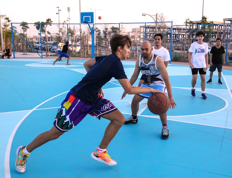 Players on the basketball court
