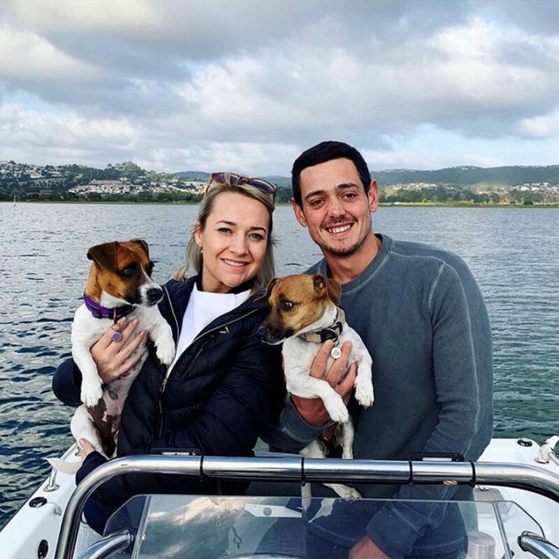 Quinton de Kock and his happy family. Courtesy Mumbai Indians twitter / @mipaltan

