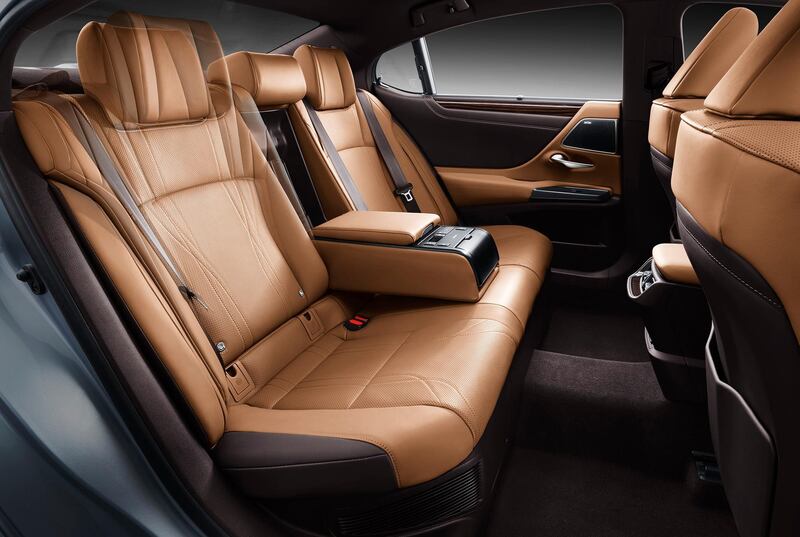 The two main back (reclinable) seats are almost as comfortable as a Mercedes-Benz S-Class. Lexus