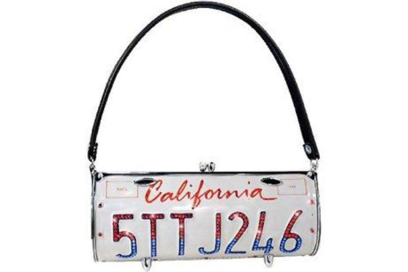 License plate bag. Dh920. shop.littleearth.com
