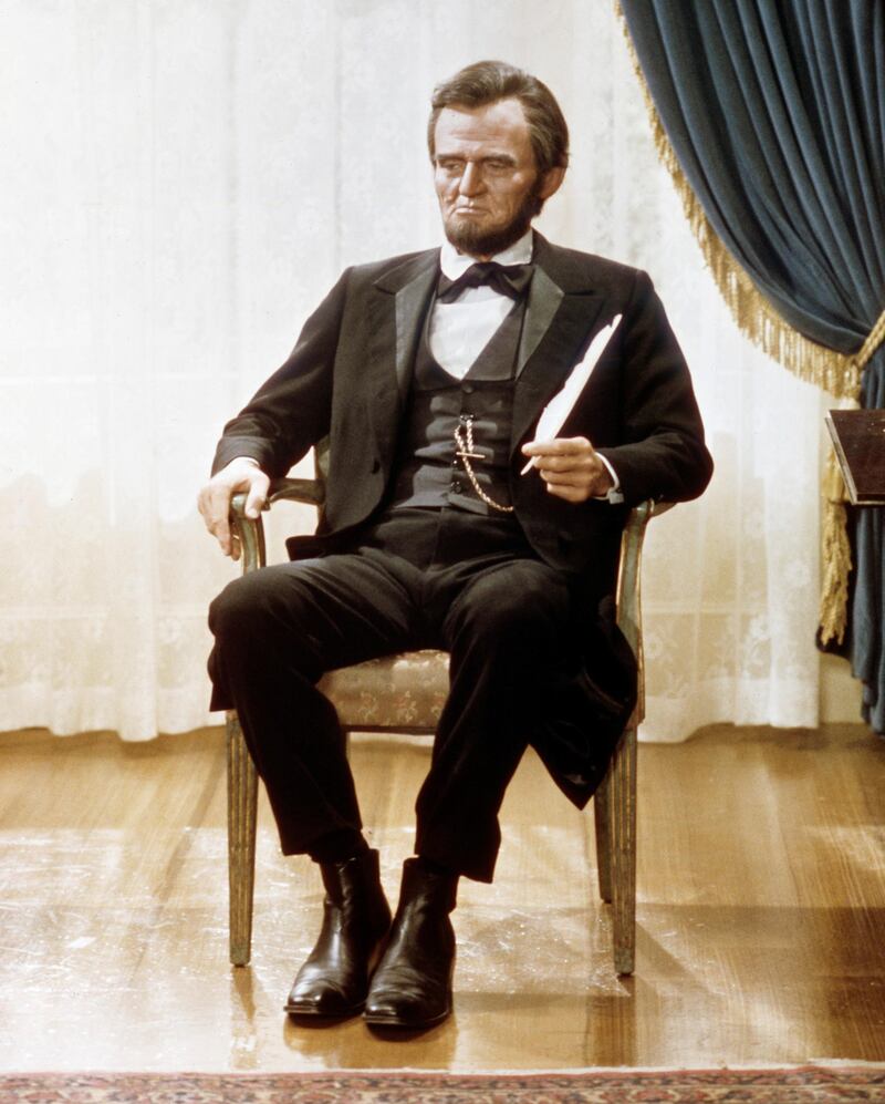 LINCOLN -- "Sad Figure, Laughing" Episode 2 -- Pictured: Hal Holbrook as Abraham Lincoln in Carl Sandburg's "Lincoln" -- (Photo by: NBCU Photo Bank/NBCUniversal via Getty Images via Getty Images)
