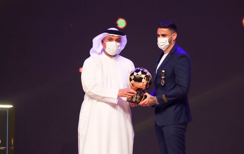 The award for the best Foreign Player went to Joao Pedro of Baniyas.