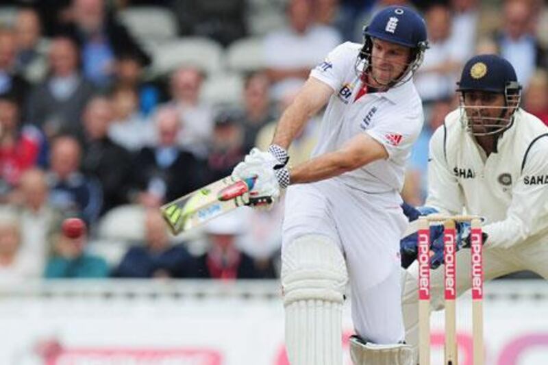 As India wicketkeeper, MS Dhoni, watched, Andrew Strauss was an unbeaten 38 not out for England.