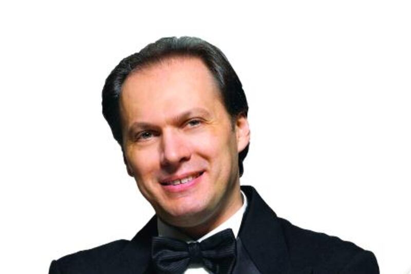 Conductor Roberto Minczuk. Photo Courtesy MusicVine