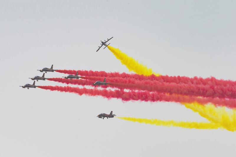 ABU DHABI, UNITED ARAB EMIRATES - July 20, 2018: The Al Forsan aerobatic team fly in an air display for HE Xi Jinping, President of China (not shown), during a reception at the Presidential Palace. 

( Mohamed Al Baloushi for Crown Prince Court - Abu Dhabi )
---