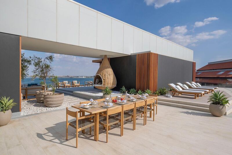 Terrace of the presidential penthouse at Serenia Residences at the crescent of The Palm Jumeirah. Courtesy Palma Holding