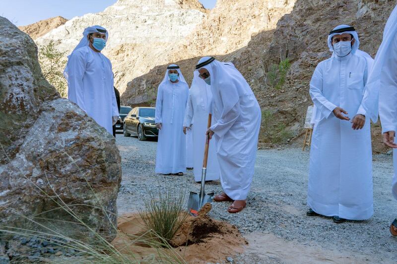 Dr. Sheikh Sultan bin Muhammad Al Qasimi, Supreme Council Member and Ruler of Sharjah, launched Thursday morning, a qualitative environmental initiative represented in planting a number of mountains located on Sharjah-Khorfakkan Road with several kinds of long-living trees that are commensurate with the prevailing nature of that region. Wam