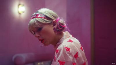 Taylor Swift wearing Ruwaya's Nayra earrings in the 'Lover' video. Youtube / Taylor Swift 