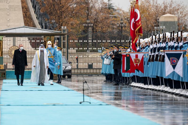 Sheikh Mohamed inspects the Turkish Honour Guard with Mr Erdogan. Photo: Hamad Al Kaabi / Ministry of Presidential Affairs