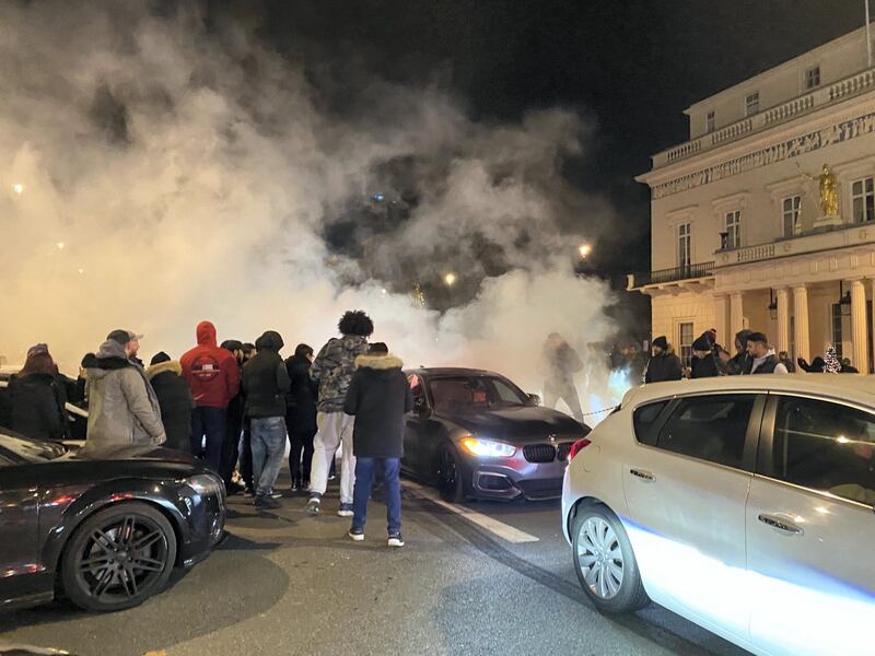 BGUK_2043484 - London, UNITED KINGDOM  - Met police are powerless as supercar hooligans shut down Pall Mall in central London

Pictured: GV, General View

BACKGRID UK 5 DECEMBER 2020 

BYLINE MUST READ: BACKGRID

UK: +44 208 344 2007 / uksales@backgrid.com

USA: +1 310 798 9111 / usasales@backgrid.com

*UK Clients - Pictures Containing Children
Please Pixelate Face Prior To Publication*