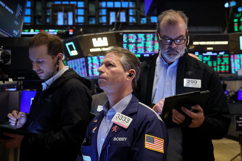 Traders work on the floor at the New York Stock Exchange. Many investors believe the strong growth of the US economy is a positive for stocks. Reuters