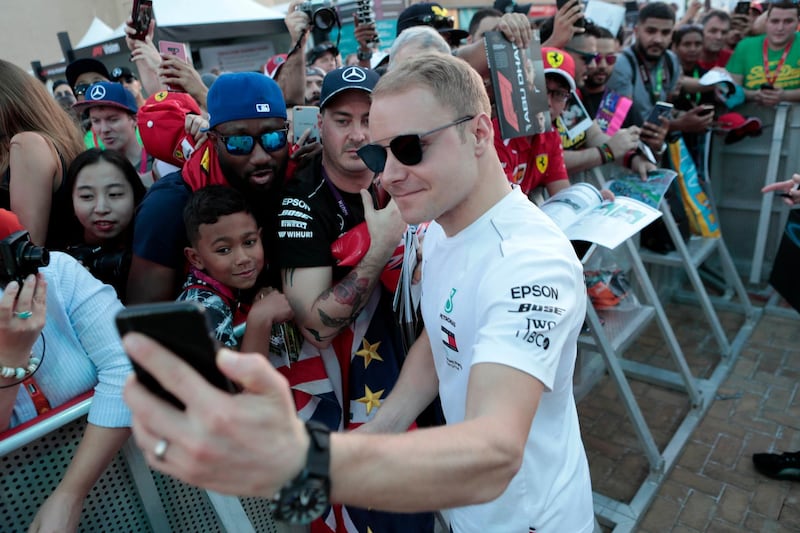 Valtteri Bottas greets his fans during an exclusive autograph signing session at Yas Marina Circuit. Courtesy Yas Marina Circuit