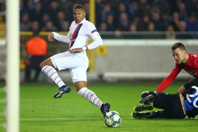 BRUGGE, BELGIUM - OCTOBER 22: Kylian Mbappe of Paris Saint-Germain scores his team's fourth goal during the UEFA Champions League group A match between Club Brugge KV and Paris Saint-Germain at Jan Breydel Stadium on October 22, 2019 in Brugge, Belgium. (Photo by Dean Mouhtaropoulos/Getty Images)
