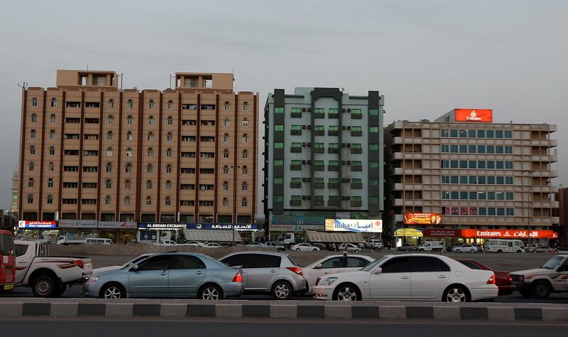 RAK, UNITED ARAB EMIRATES Ð Mar 2,2011: Traffic on the road in Ras Al Khaimah. (Pawan Singh / The National) For News. Story by Anna
