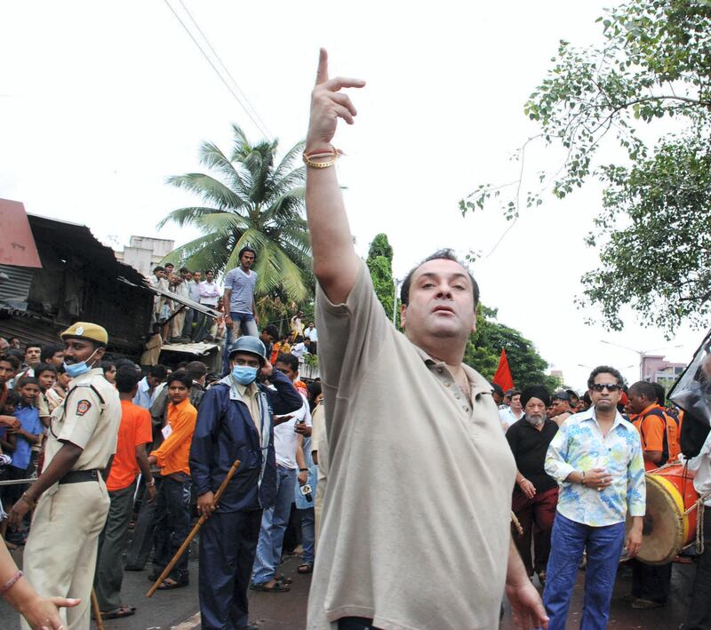 Indian Bollywood actor Rajiv Kapoor attends the Ganpati Bappa Immersion at R. K. Studio in Mumbai on September 3, 2009.  AFP PHOTO/STR. (Photo by STR / AFP)