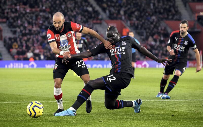 Southampton's Nathan Redmond (left) and Crystal Palace's Mamadou Sakho battle for the ball during the Premier League match at St Mary's Stadium, Southampton. (Photo by Mark Kerton/PA Images via Getty Images)