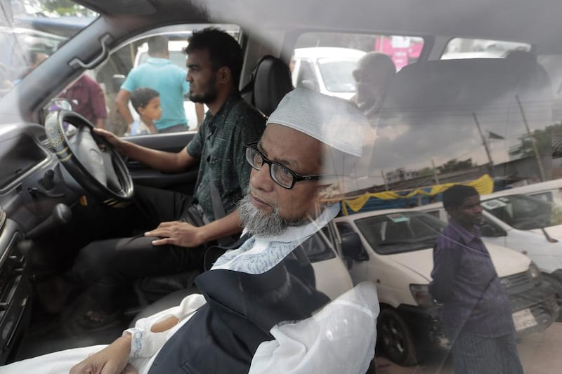 Relatives of Mir Quasem Ali, a senior leader of the Bangladesh's largest Islamic party Jamaat-e-Islami, arrive at the Kashimpur Central Jail on the outskirts of Dhaka ahead of his execution on September 3, 2016. AP Photo