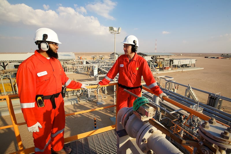 BP extended well test projectm Block 61 in Oman, 2011.  In December 2013, the Government of the Sultanate of Oman and BP signed a gas sales agreement and an amended production sharing agreement for the development of the Khazzan Project in the south of Block 61. Block 61 is operated by BP Oman (60%) in partnership with Oman Oil Company Exploration and Production (40%). The full field development of the Khazzan Project will involve a drilling programme of around 300 wells over 15 years to deliver plateau production of one billion cubic feet (28.3 million cubic meters) of gas per day. This volume is equivalent to an increase of around a third of Oman’s total daily gas supply. Construction work on Khazzan has commenced and first gas is expected in late 2017.  Photo Courtesy BP *** Local Caption ***  BP Extended Well Test Project in Block 61.jpg