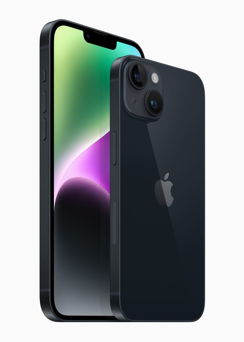 The iPhone 14 and iPhone 14 Plus will be available in five colours: midnight, blue, starlight, purple, and (PRODUCT)RED. Photo: Apple