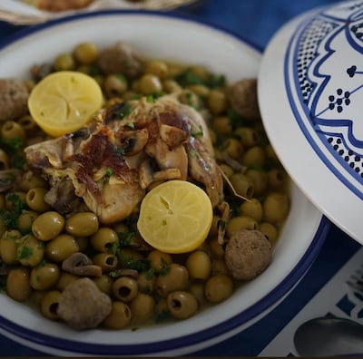 Algerian tajine zitoun stew with chicken and olives. Photo: Wikimedia Commons