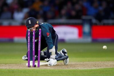 Cricket - Fourth One Day International - England v Pakistan - Trent Bridge, Nottingham, Britain - May 17, 2019   England's Tom Curran in action   Action Images via Reuters/Andrew Boyers