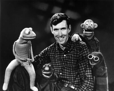 B81FFF Jim Henson, The Muppets (Kermit the Frog, Yorick, Sam, Harry - on the set "Sam and Friends"  Year: 1955 - [TV-Series 1955-1961]  Writing credits Jim Henson. Image shot 1955. Exact date unknown.