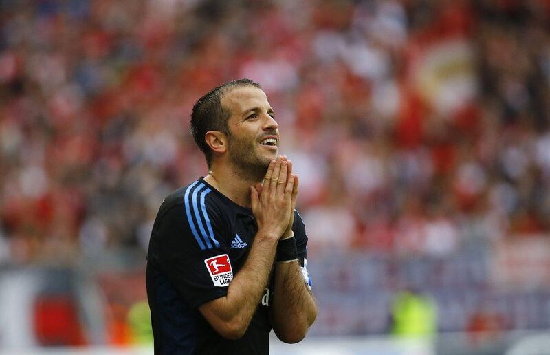 Rafael van der Vaart and Hamburg will play the first of two relegation play-off legs on Thursday May 15, 2014. Kai Pfaffenbach / Reuters