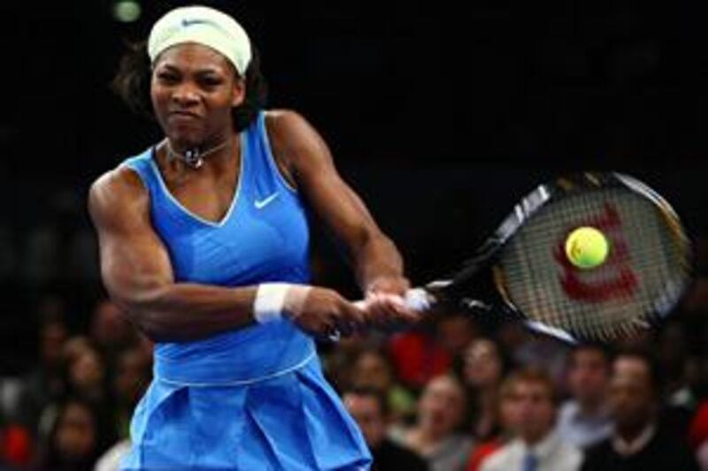 Serena Williams eased to a straight sets win over her sister Venus in Madison Square Garden.