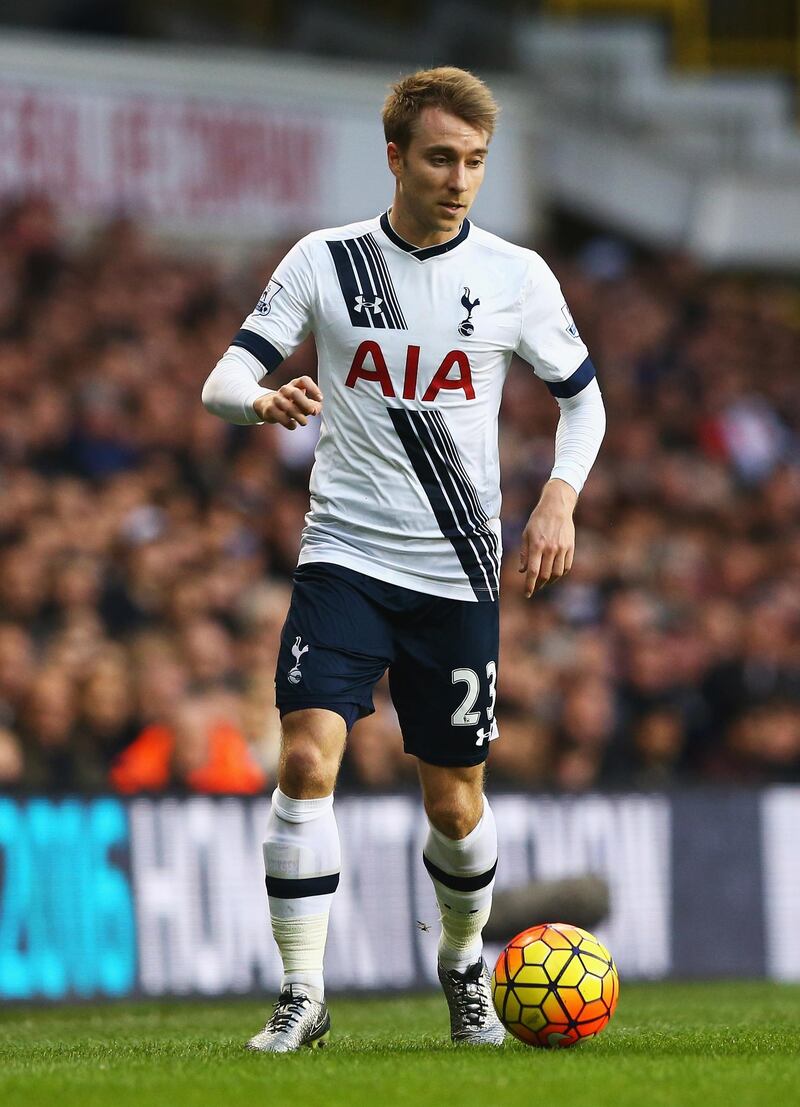 LONDON, ENGLAND - DECEMBER 26:  Christian Eriksen of Tottenham Hotspur in action during the Barclays Premier League match between Tottenham Hotspur and Norwich City at White Hart Lane on December 26, 2015 in London, England.  (Photo by Matthew Lewis/Getty Images)