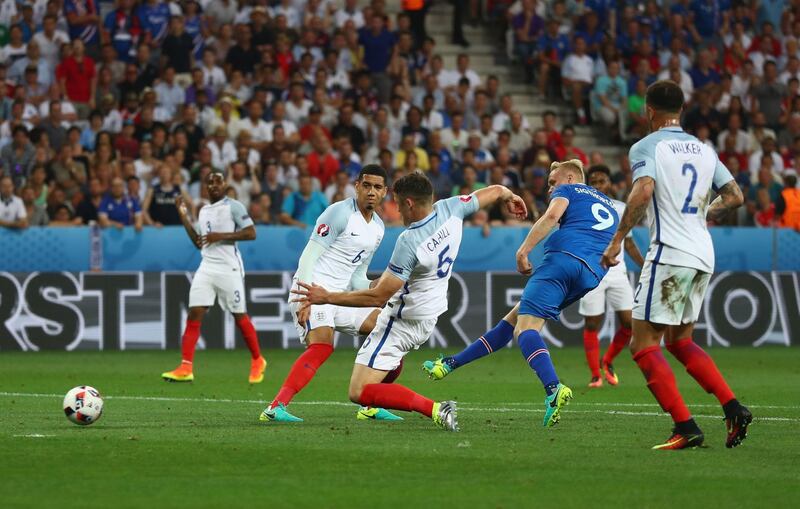 NICE, FRANCE - JUNE 27: Kolbeinn Sigthorsson (2nd R) of Iceland scores his team's second goal during the UEFA EURO 2016 round of 16 match between England and Iceland at Allianz Riviera Stadium on June 27, 2016 in Nice, France.  (Photo by Lars Baron/Getty Images)