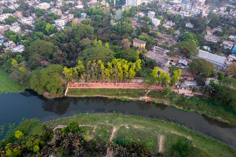 Urban River Spaces, Jhenaidah, Bangladesh, is a community-driven project providing public spaces in a riverine city with 250,000 residents, offering walkways, gardens and cultural facilities, as well as environmental efforts to increase biodiversity along the river.