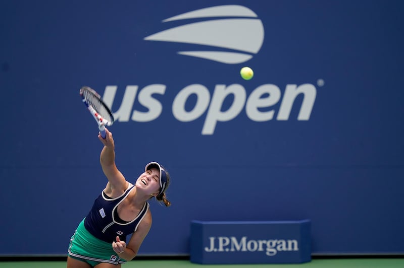 Sofia Kenin serves to Leylah Fernandez during the second round of the US Open. AP Photo