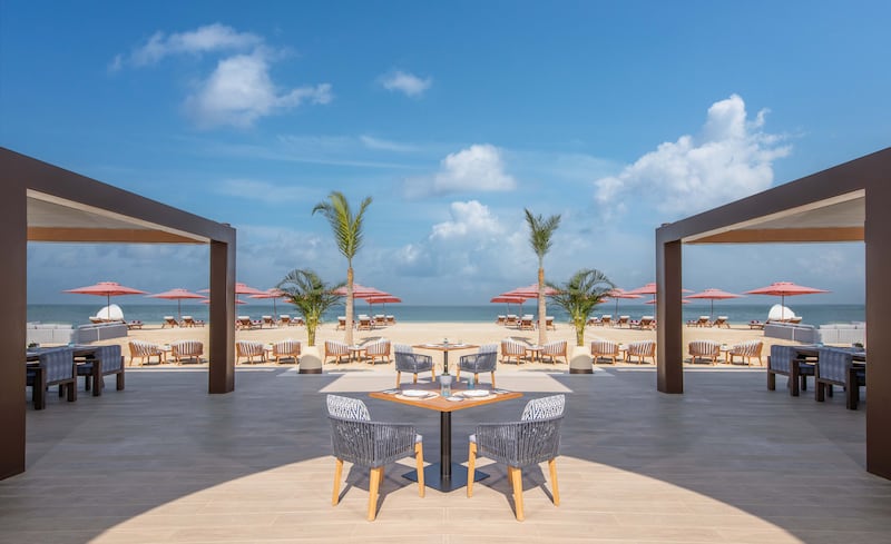Outdoor dining at the Beach House