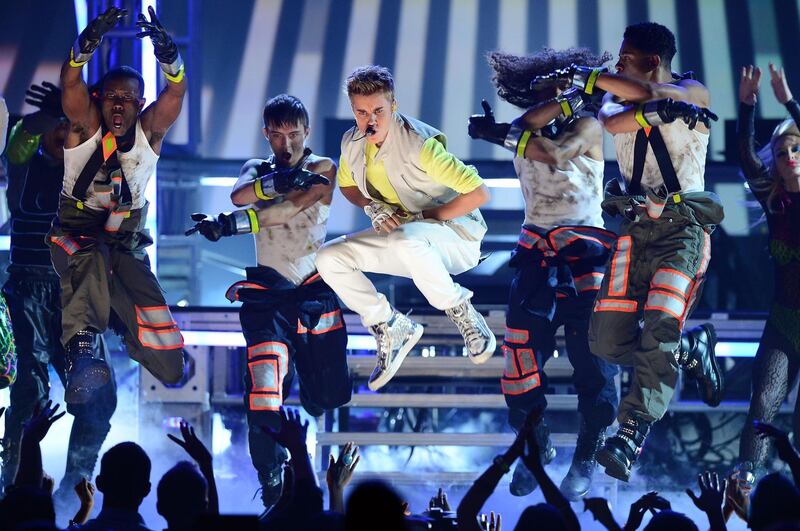 LAS VEGAS, NV - MAY 20: (EXCLUSIVE COVERAGE)  Singer Justin Bieber performs onstage at the 2012 Billboard Music Awards held at the MGM Grand Garden Arena on May 20, 2012 in Las Vegas, Nevada.  (Photo by Ethan Miller/Billboards2012/Getty Images for ABC)