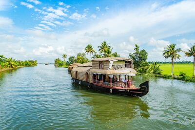 One of the excursions is a boat ride at Alappuzha, India. Photo: Abhishek Prasad / Unsplash