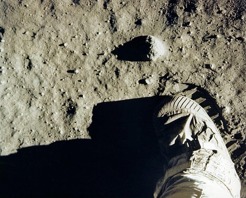 Aldrin's boot and footprint in lunar soil. NASA / EPA