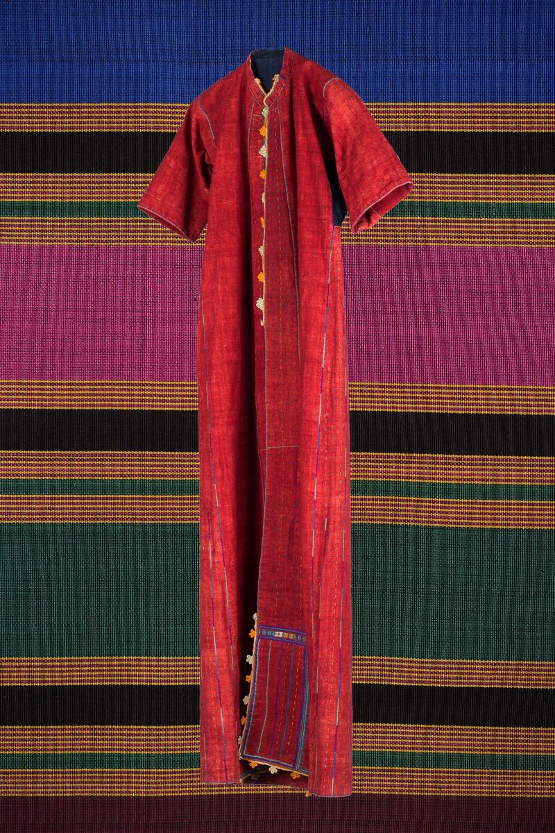 Embroidered jellayeh coat from Galilee. Kayane Antreassian / The Palestinian Museum