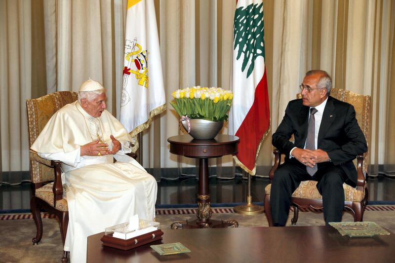 A handout picture released by the Lebanese photo agency Dalati and Nohra shows Lebanese President Michel Sleiman meeting with Pope Benedict XVI prior to his departure on September 16, 2012, in Beirut. AFP PHOTO/HO/DALATI AND NOHRA == RESTRICTED TO EDITORIAL USE - MANDATORY CREDIT " AFP PHOTO / HO / DALATI AND NOHRA " - NO MARKETING NO ADVERTISING CAMPAIGNS - DISTRIBUTED AS A SERVICE TO CLIENTS (Photo by - / DALATI AND NOHRA / AFP)