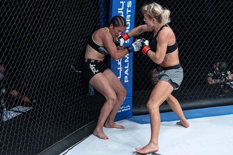 Manon Fiorot punishing Gabriela Campo before the referee stopped the contest in the UAE Warriors-14 women’s flyweight world title at the Jiu-Jitsu Arena in Abu Dhabi on Friday, November 27, 2020. Courtesy Palms Sports
