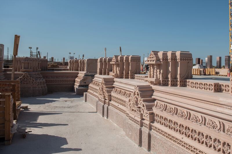 The building will replicate the traditional architecture of ancient temples in India and will not use iron reinforcements.