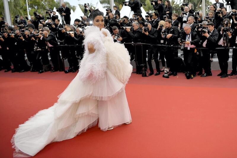 TOPSHOT - Indian actress Aishwarya Rai Bachchan arrives for the screening of the film "La Belle Epoque" at the 72nd edition of the Cannes Film Festival in Cannes, southern France, on May 20, 2019.  / AFP / LOIC VENANCE
